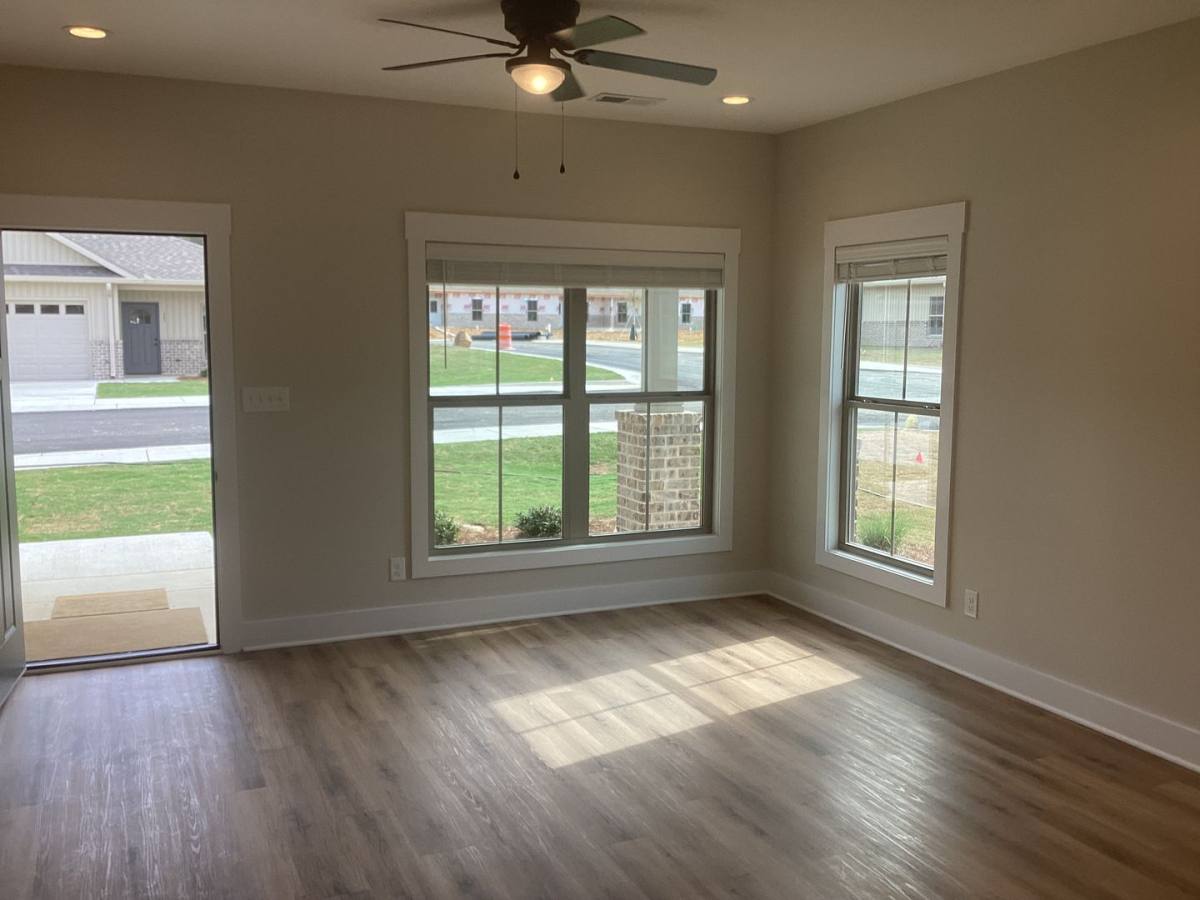 Townhouse for rent at 200 Johnsons Dr, Rainbow City, AL 35906