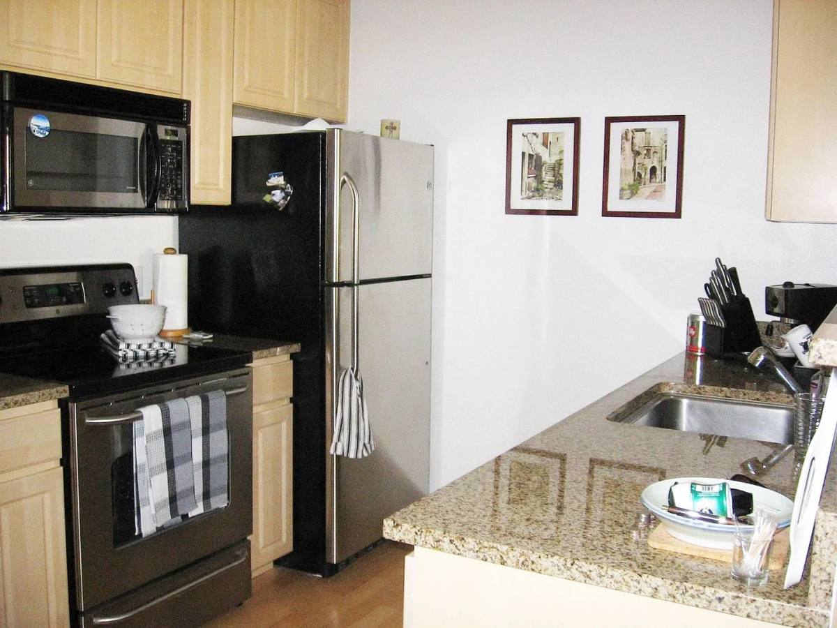 Apartment for rent at 1970 Columbia St, San Diego, CA 92101