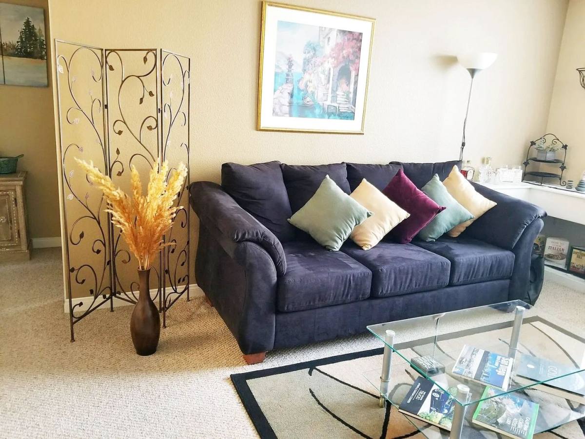 Apartment for rent at 1970 Columbia St, San Diego, CA 92101