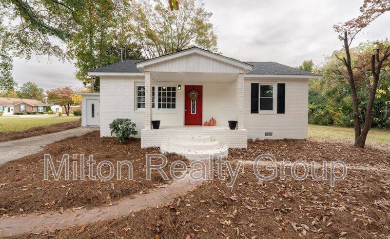 House for rent at 1001 S Layton, Dunn, NC 28334