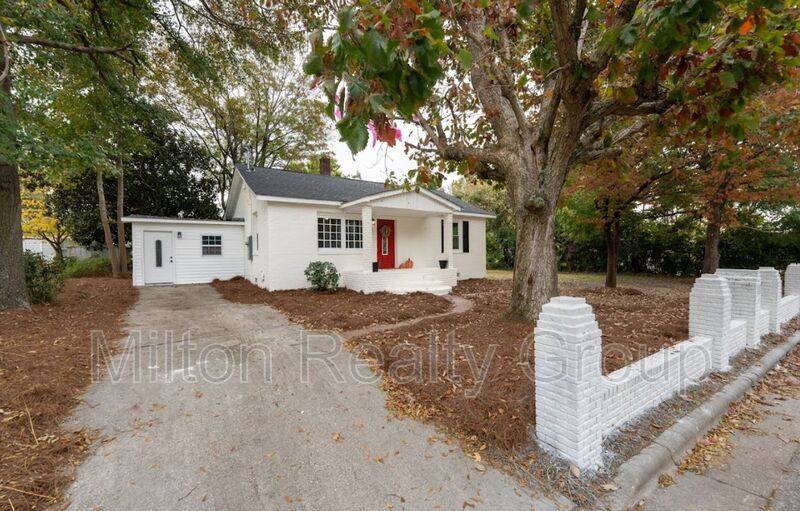 House for rent at 1001 S Layton, Dunn, NC 28334