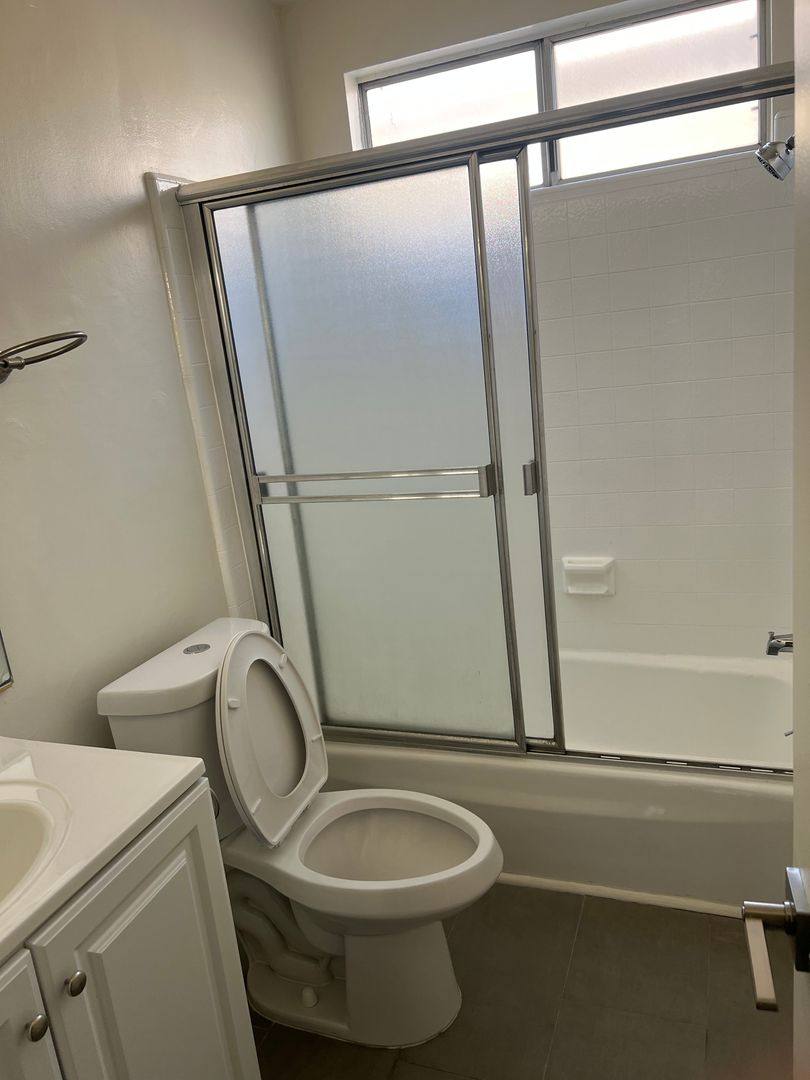 Apartment for rent at 12029 Goshen Ave, Los Angeles, CA 90049