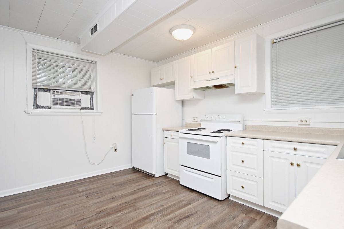 Apartment for rent at 2423 Sunset Rd, Charlottesville, VA 22903