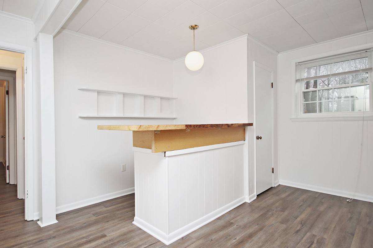 Apartment for rent at 2423 Sunset Rd, Charlottesville, VA 22903