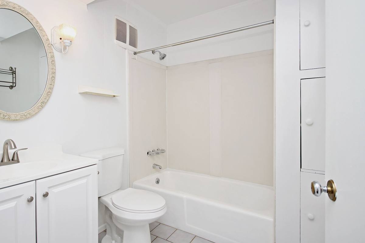 Apartment for rent at 2423 Sunset Rd, Charlottesville, VA 22903