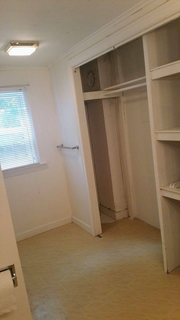 Townhouse for rent at 136 W Church Ave, Carlisle, PA 17013
