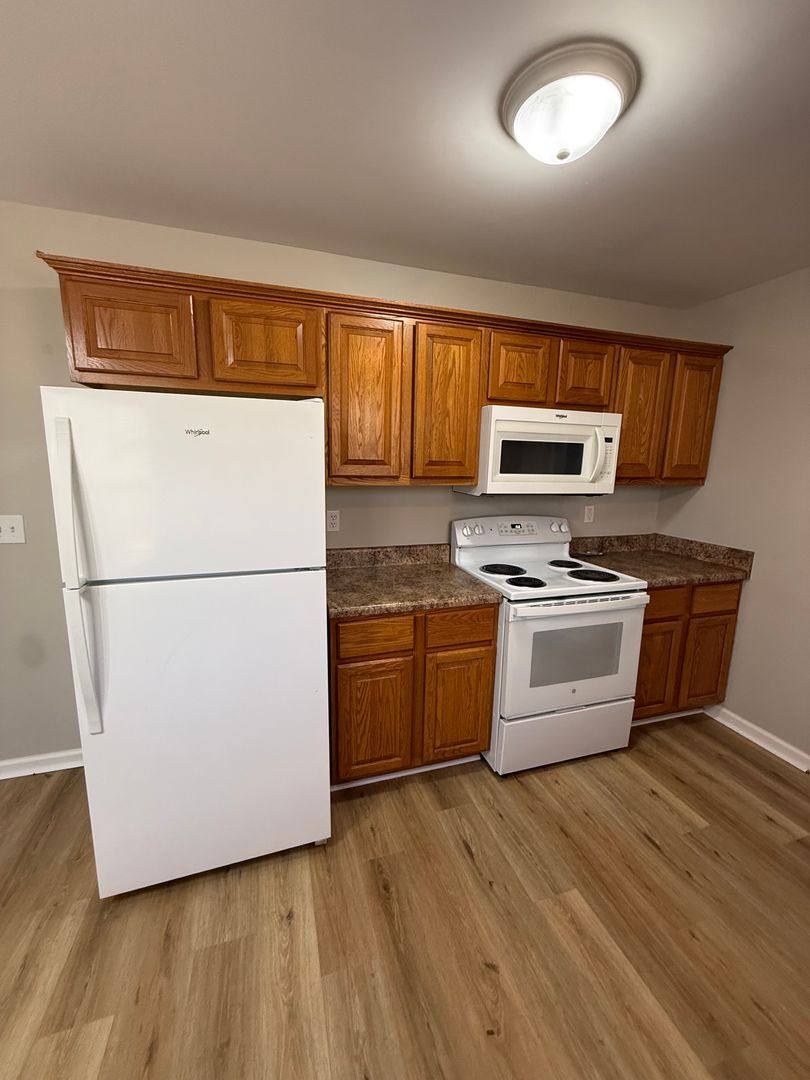 House for rent at 1043 Hogan Rd, Burns, TN 37029
