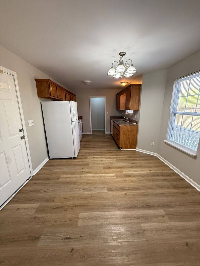 House for rent at 1043 Hogan Rd, Burns, TN 37029