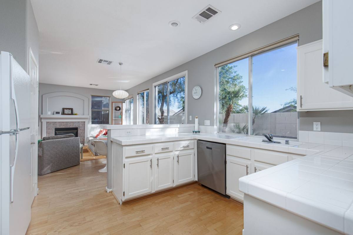 House for rent at 256 Horizon Pointe Circle, Henderson, NV 89012