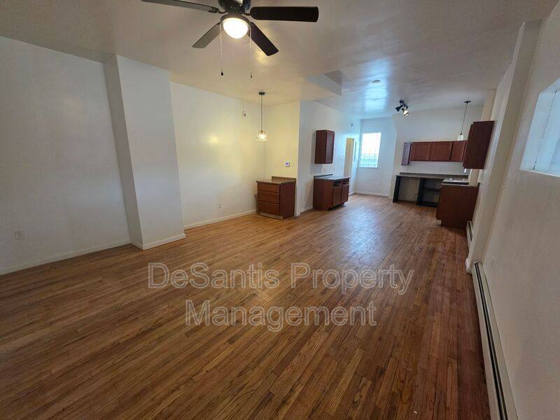 Apartment for rent at 165-167 State St, Wilmerding, PA 15148