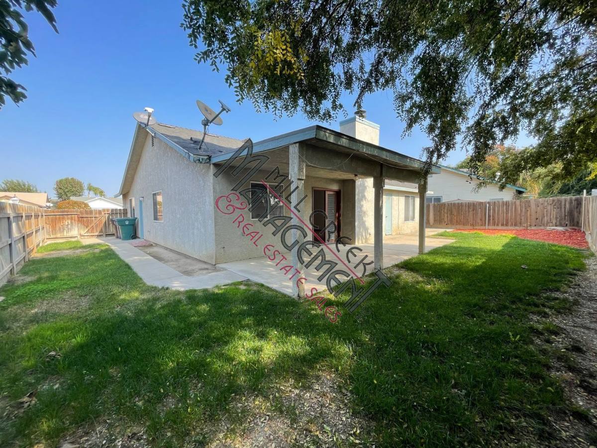 House for rent at 1913 Del Monte Court, Tulare, CA 93274