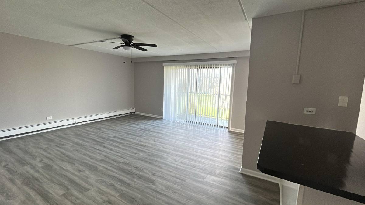 Apartment for rent at 2601 Marigold Dr, Chicago Heights, IL 60411