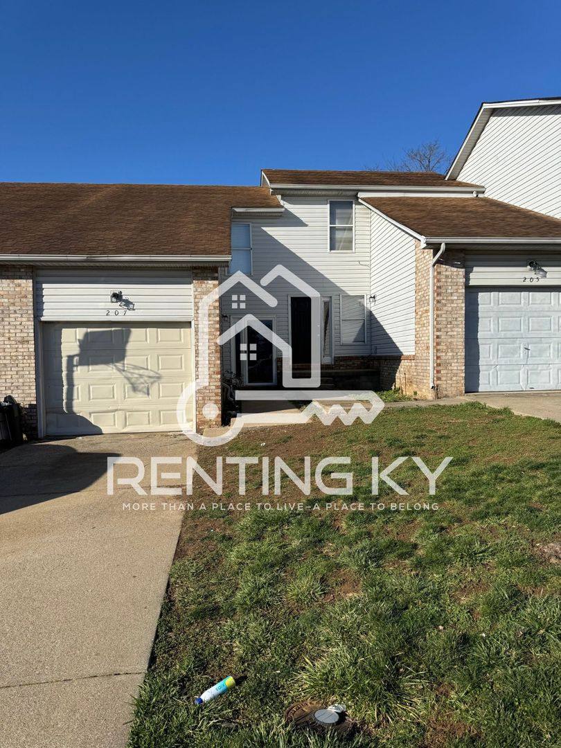 Townhouse for rent at 207 Peachtree Rd, Nicholasville, KY 40356