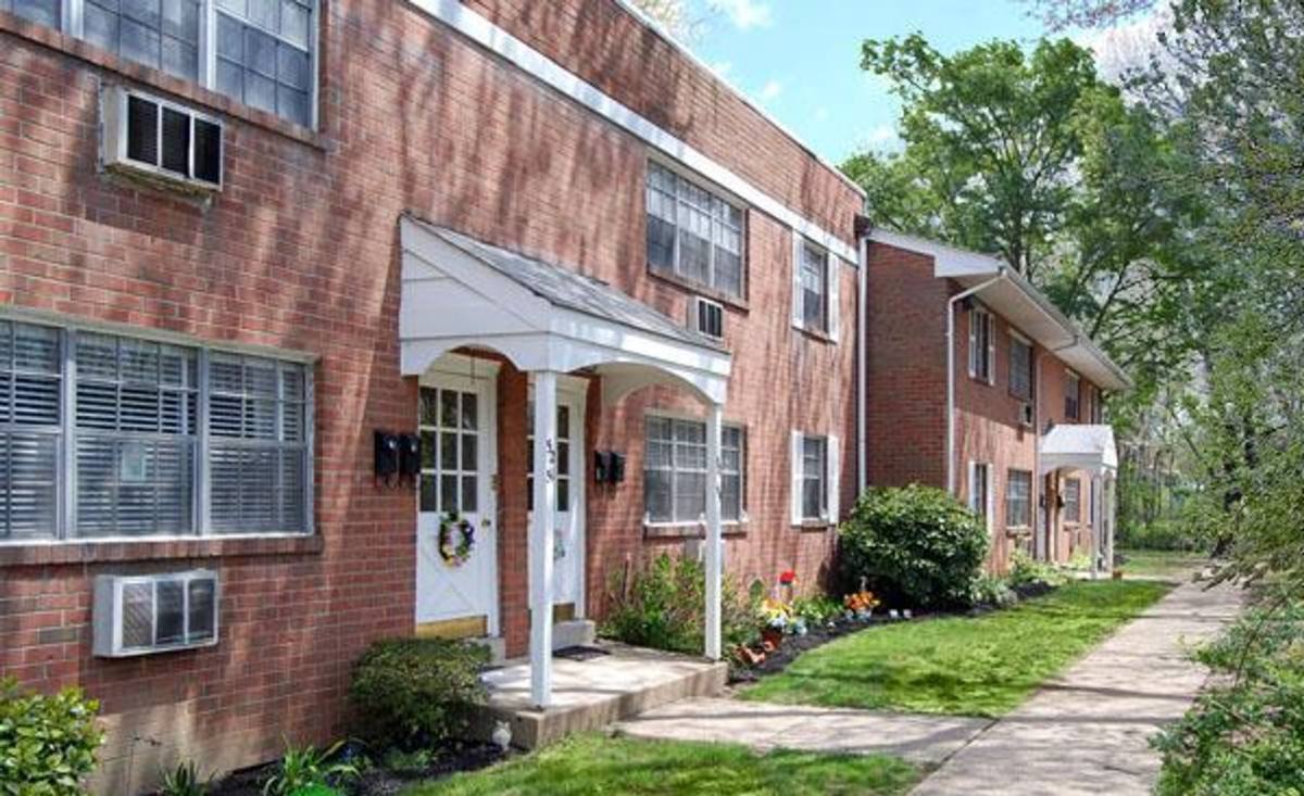 Apartment for rent at 3550 Bartram Rd, Willow Grove, PA 19090