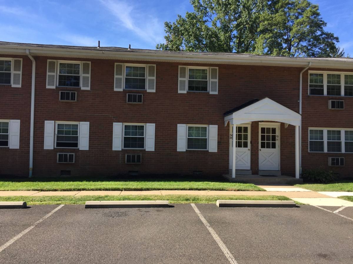 Apartment for rent at 3550 Bartram Rd, Willow Grove, PA 19090