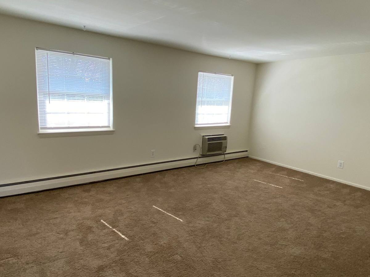 Apartment for rent at 3550 Bartram Rd, Willow Grove, PA 19090