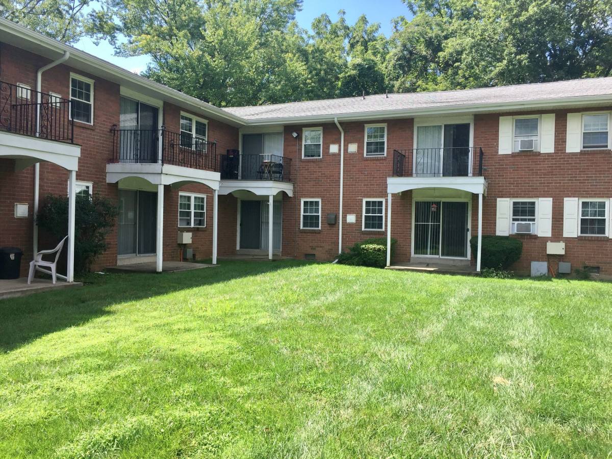 Apartment for rent at 3550 Bartram Rd, Willow Grove, PA 19090