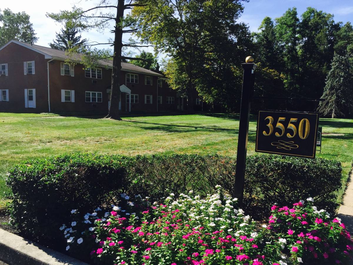 Apartment for rent at 3550 Bartram Rd, Willow Grove, PA 19090