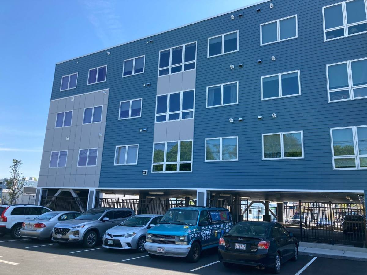 Apartment for rent at 124 Ocean Ave, Salem, MA 01970