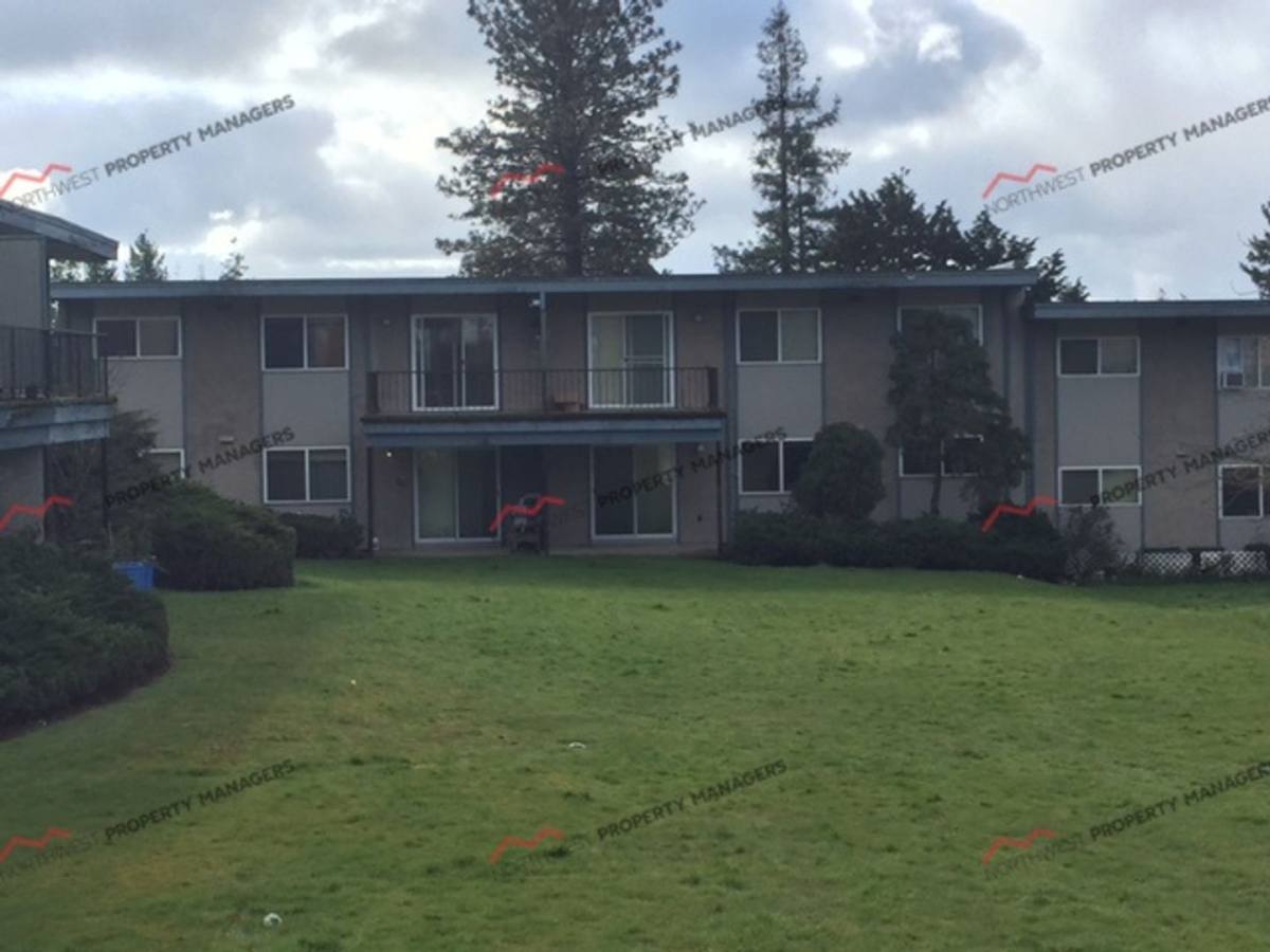 Apartment for rent at 1933-1935 S Market Blvd, Chehalis, WA 98532