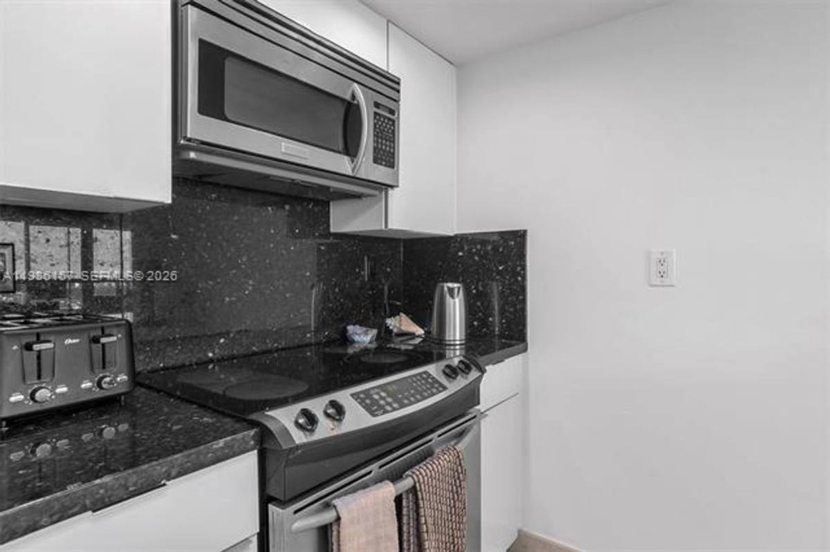 Apartment for rent at 1717 N Bayshore Dr, Miami, FL 33132