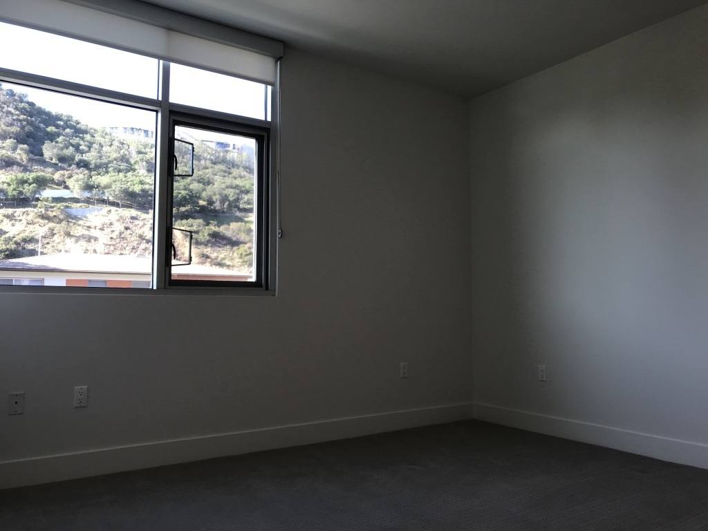 Apartment for rent at 11715 Bellagio Rd, Los Angeles, CA 90049