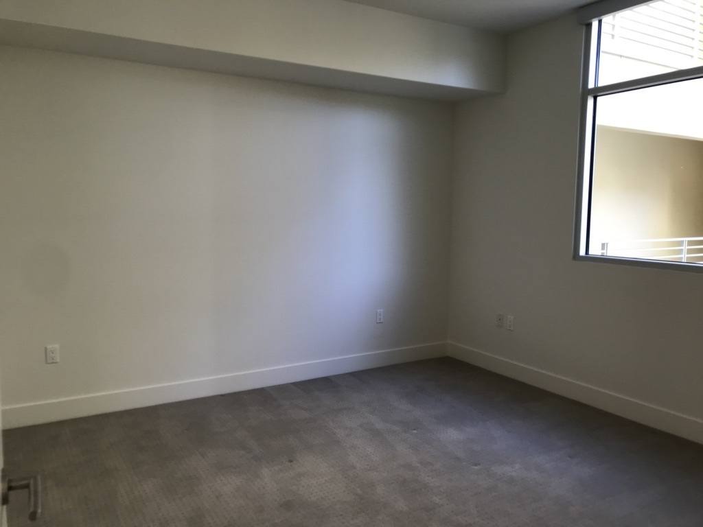 Apartment for rent at 11715 Bellagio Rd, Los Angeles, CA 90049