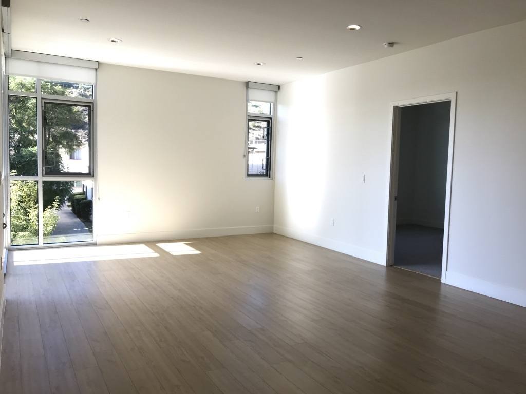 Apartment for rent at 11715 Bellagio Rd, Los Angeles, CA 90049