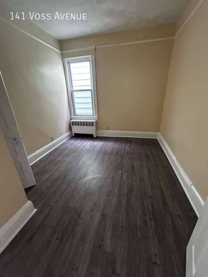 Apartment for rent at 141 Voss Ave, Yonkers, NY 10703