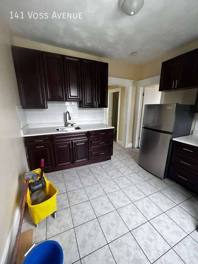 Apartment for rent at 141 Voss Ave, Yonkers, NY 10703