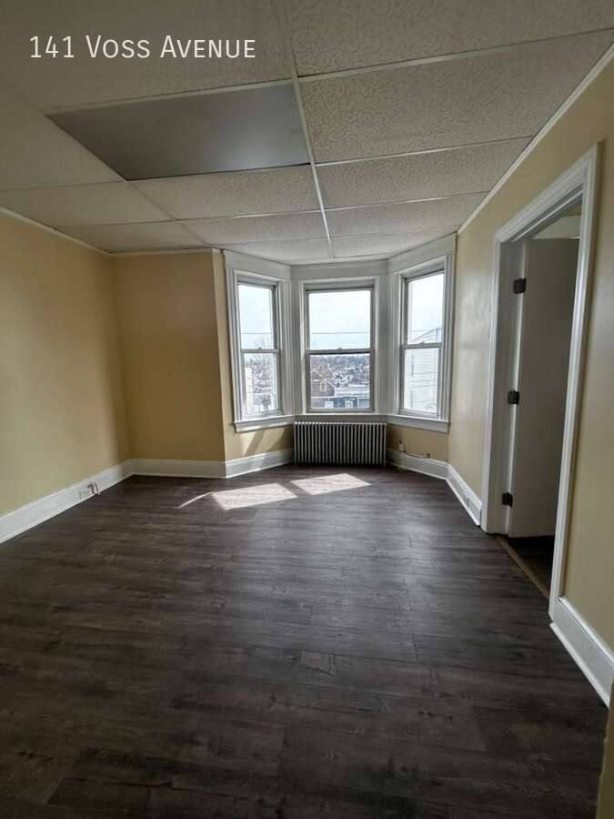 Apartment for rent at 141 Voss Ave, Yonkers, NY 10703