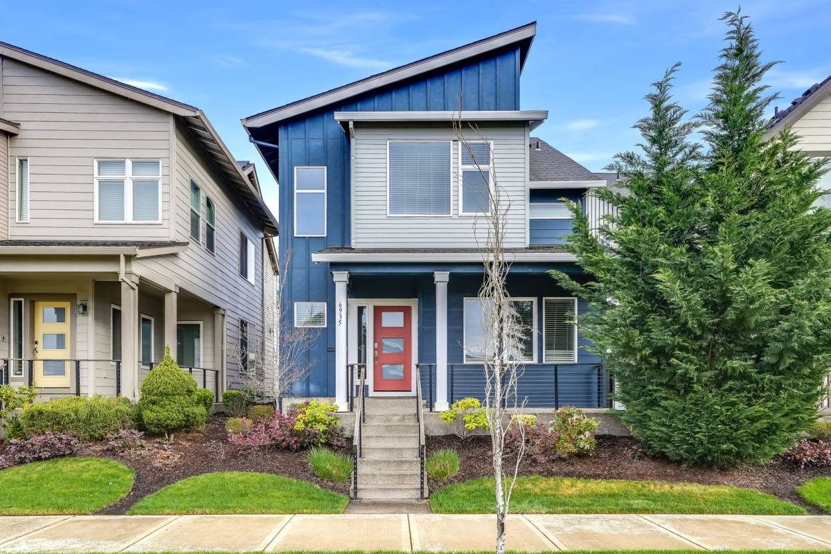 House for rent at 6935 SE Red Alder St, Hillsboro, OR 97123