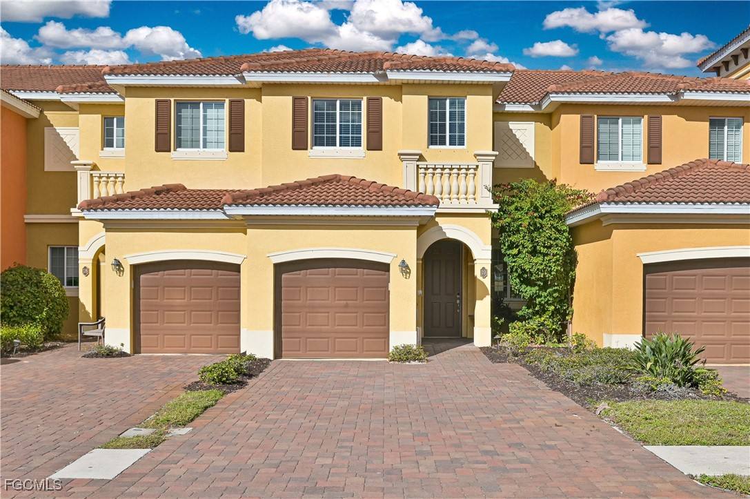Townhouse for rent at 10120 Tin Maple Dr #19, Estero, FL 33928