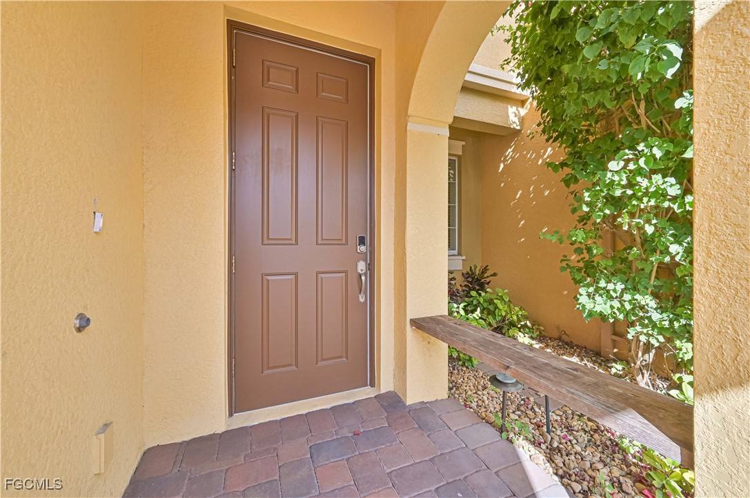 Townhouse for rent at 10120 Tin Maple Dr #19, Estero, FL 33928