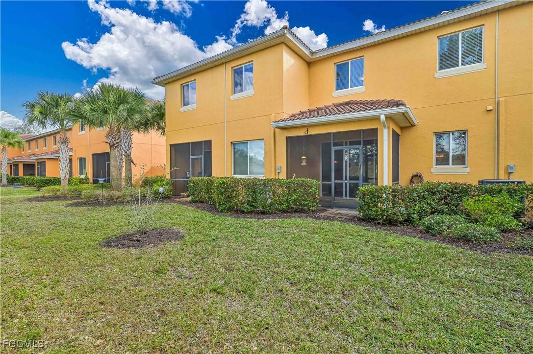 Townhouse for rent at 10120 Tin Maple Dr #19, Estero, FL 33928