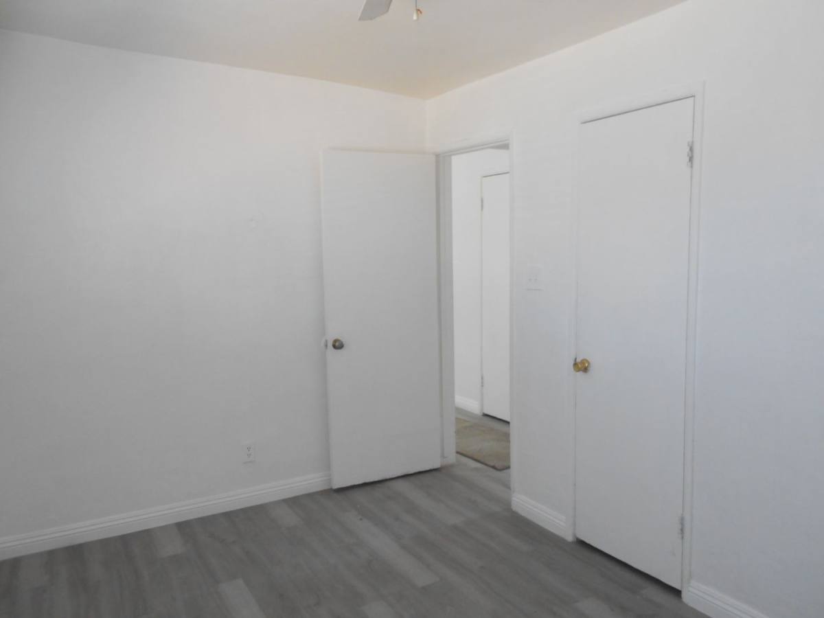 House for rent at 2137 E Saint Louis Ave, Las Vegas, NV 89104
