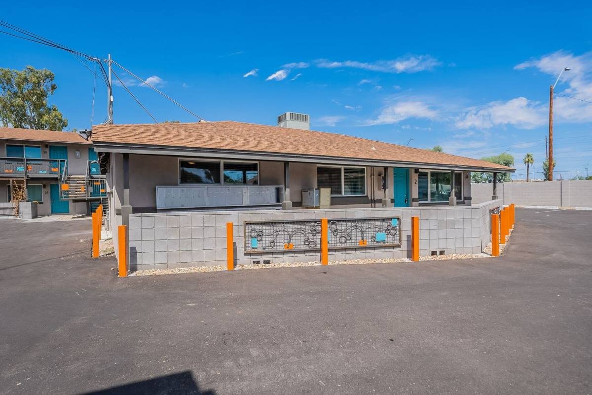 Apartment for rent at 1110 E Highland Ave, Phoenix, AZ 85014