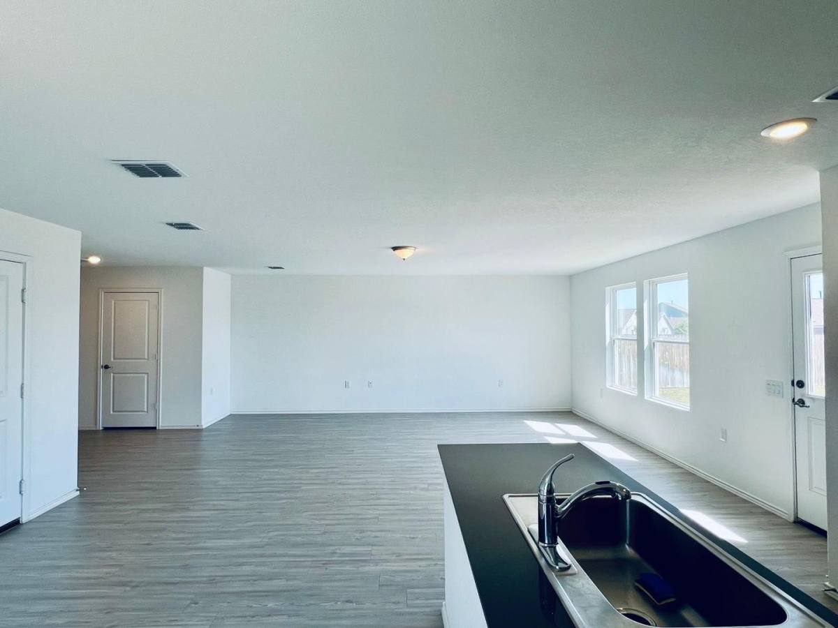 House for rent at 10135 Ana Heights, San Antonio, TX 78224