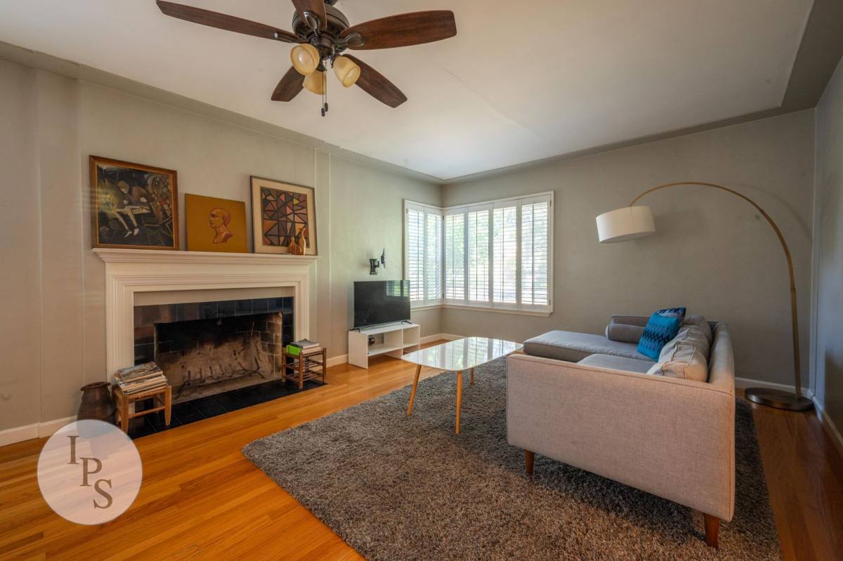 House for rent at 210 E Harvard Ave, Fresno, CA 93704