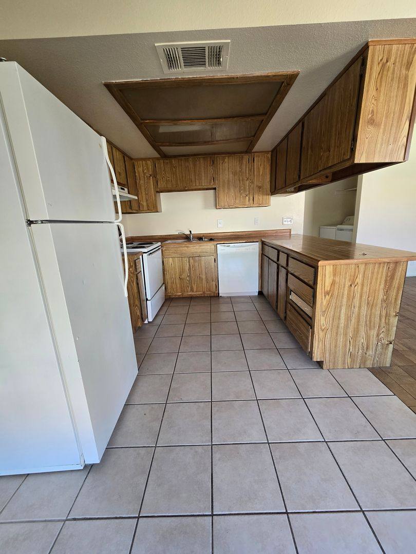 Condo for rent at 4300 Lamont St, Las Vegas, NV 89115