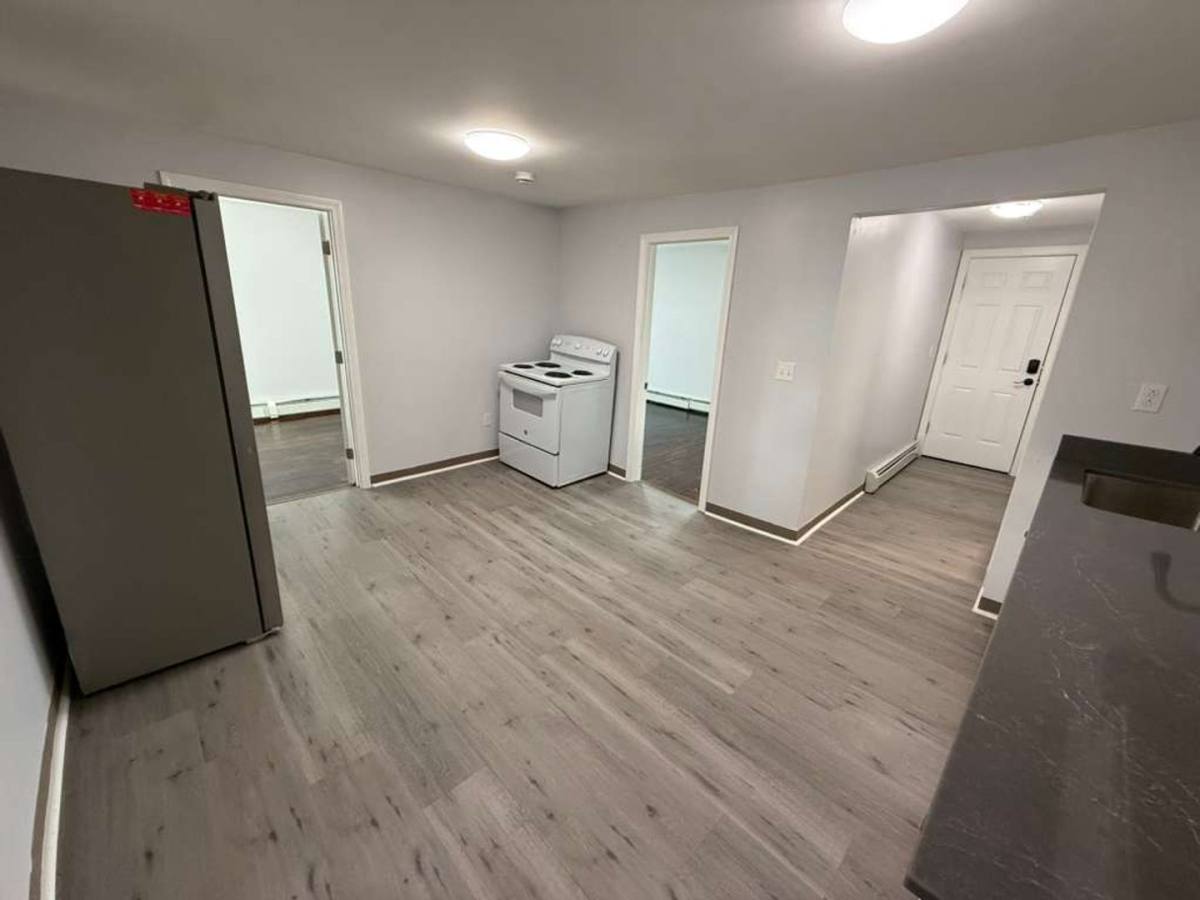 Apartment for rent at 88 Cross St, Southbridge, MA 01550