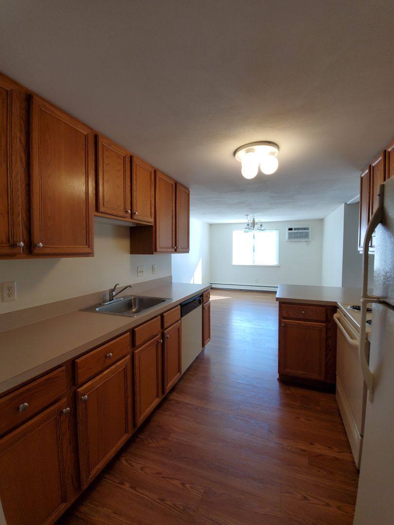 Apartment for rent at 300 Clayton Manor Dr S, Liverpool, NY 13088