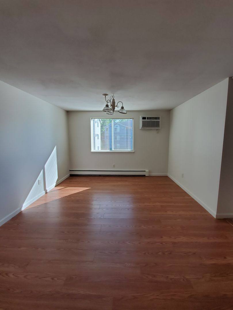 Apartment for rent at 300 Clayton Manor Dr S, Liverpool, NY 13088