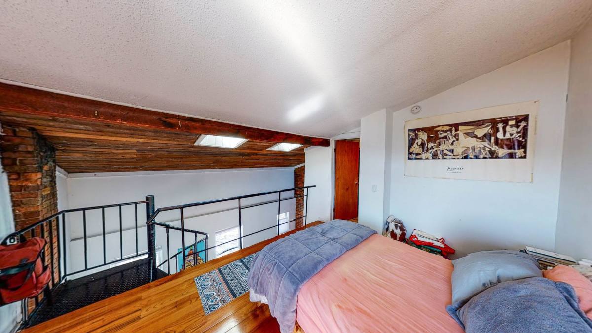 Apartment for rent at 924 State St, New Haven, CT 06511
