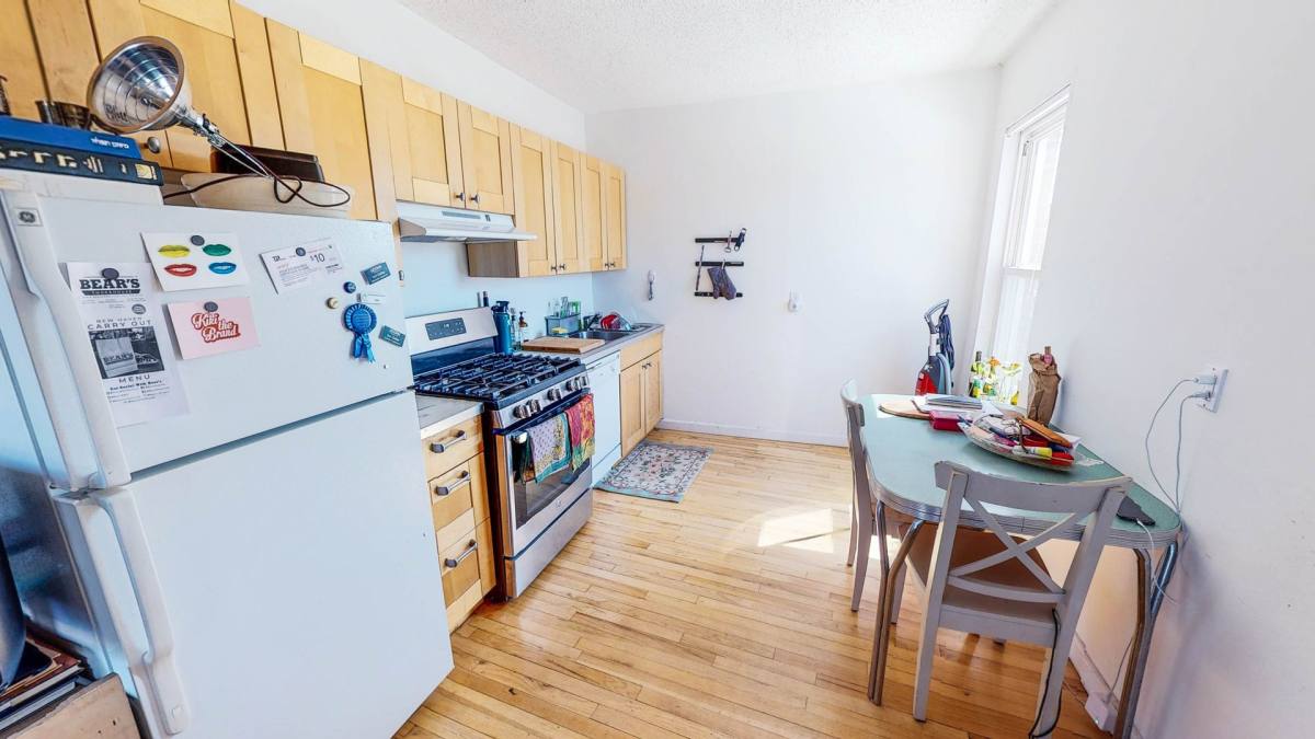 Apartment for rent at 924 State St, New Haven, CT 06511