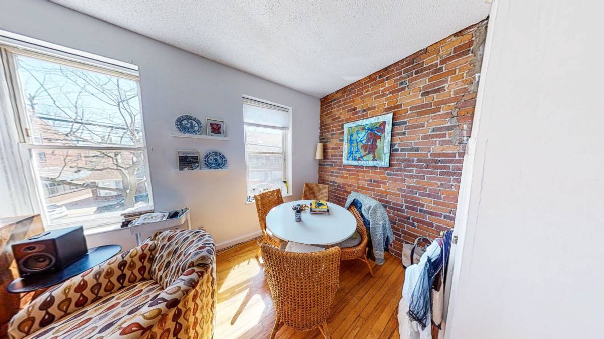 Apartment for rent at 924 State St, New Haven, CT 06511