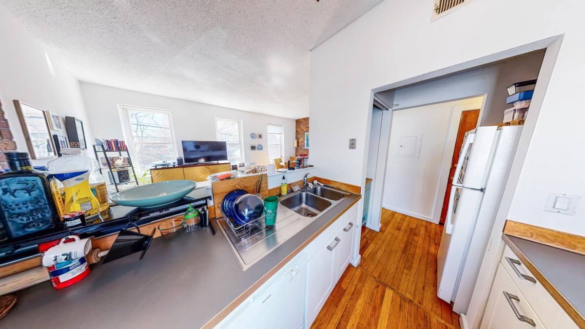 Apartment for rent at 924 State St, New Haven, CT 06511