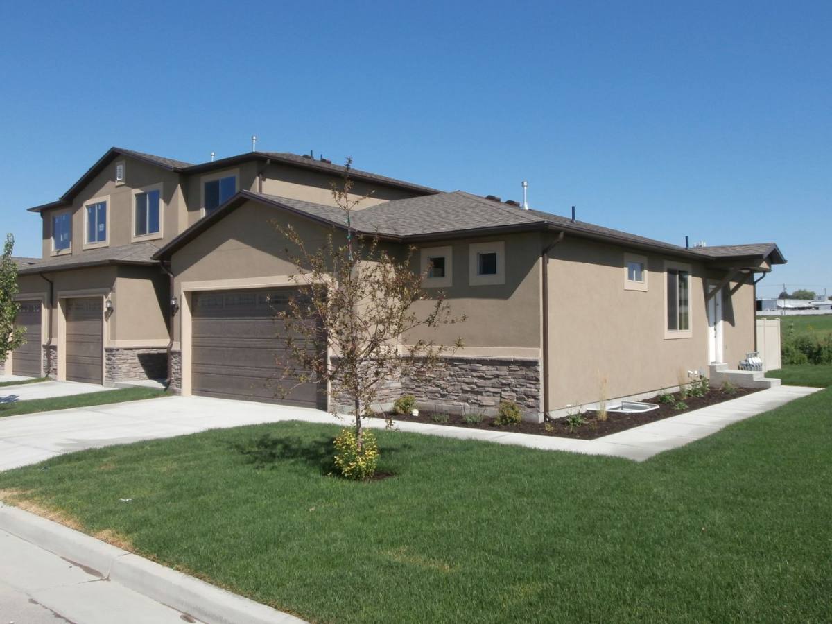 Townhouse for rent at 215 E 550 N, Richmond, UT 84333