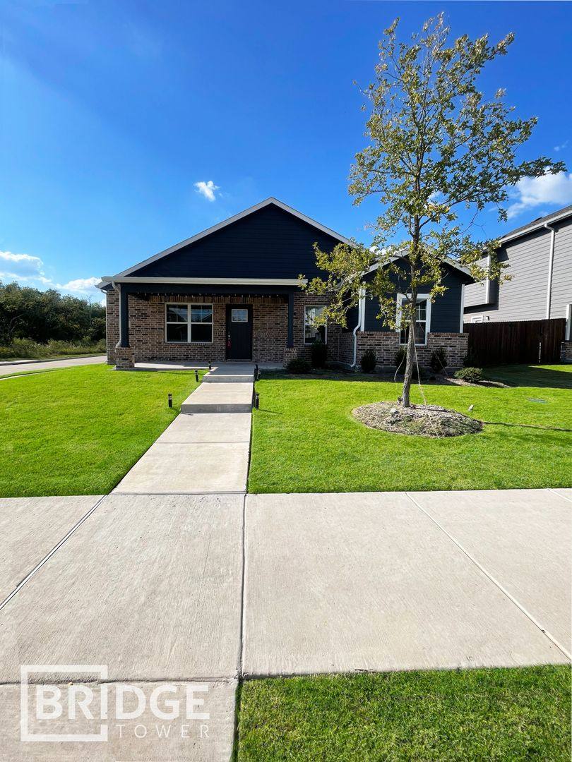 House for rent at 4432 Lassen Trail, Forney, TX 75126