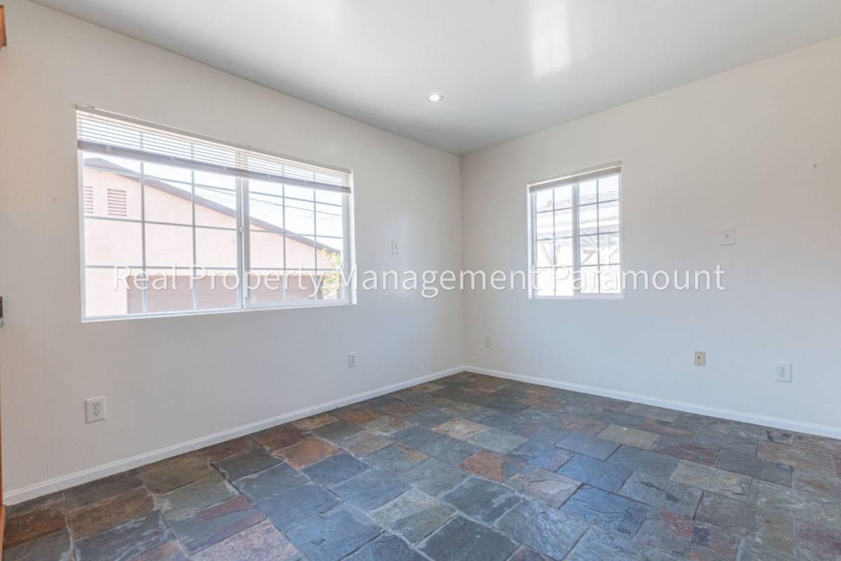 Apartment for rent at 3248 W 111th St, Inglewood, CA 90303